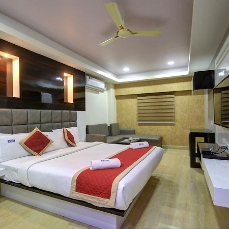Abm Express Inn Bangalore Exterior foto