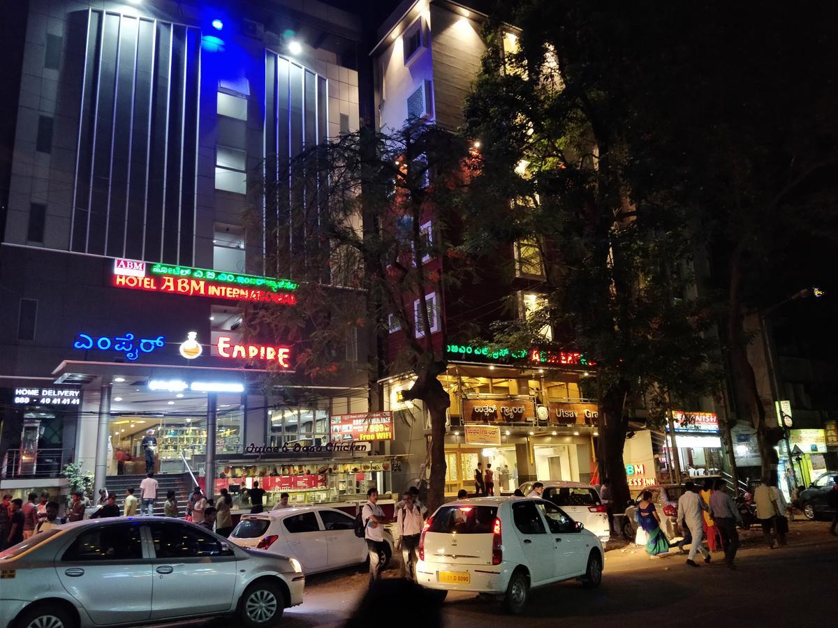 Abm Express Inn Bangalore Exterior foto